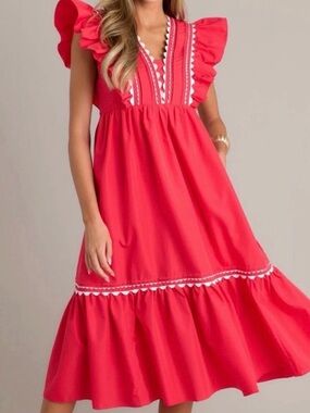 Women’s entro Red Ruffle-Trim Dress